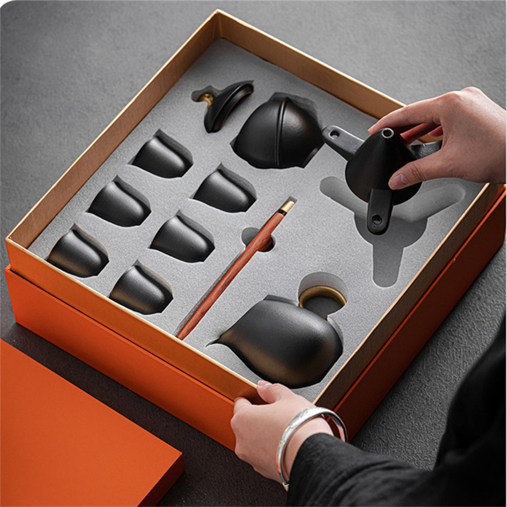 Twisting the Heaven and Earth Automatic Tea Set