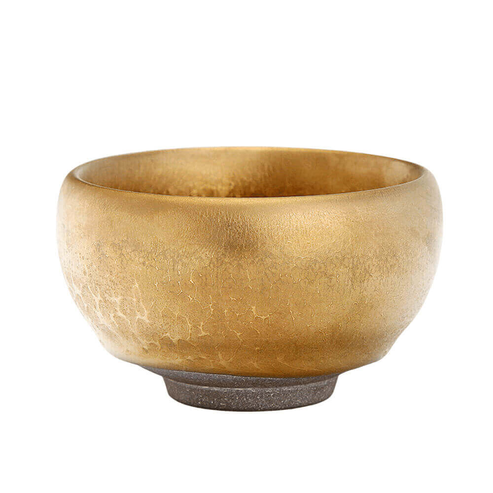 Gold Oil Drips iInto Single Cup
