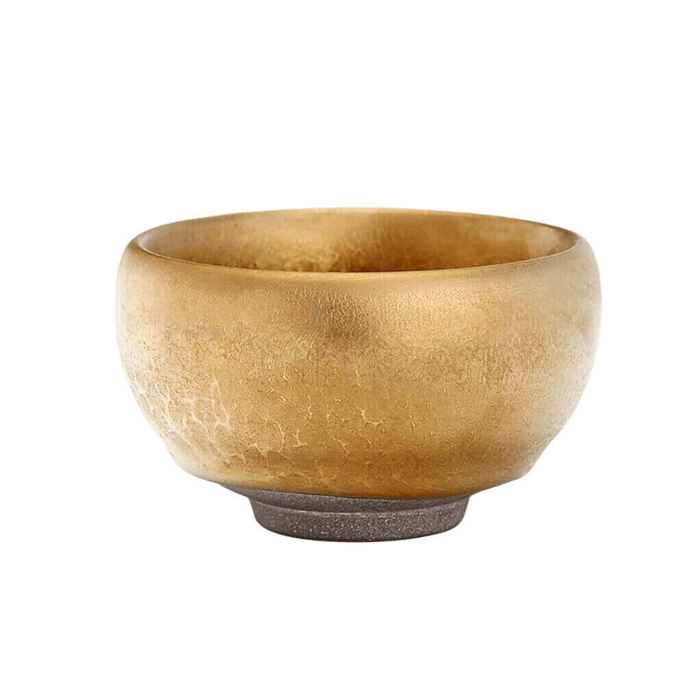 Gold Oil Drips iInto Single Cup