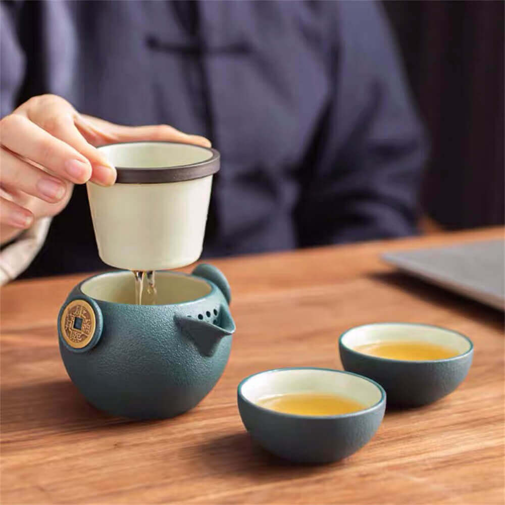 Penguin Treasure One Pot Of Two Cups Travel Tea Set