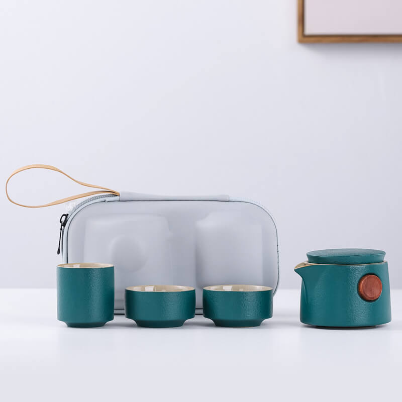 Walnut Hand Grasp Pot One Pot of Three Cups of Travel Tea Set