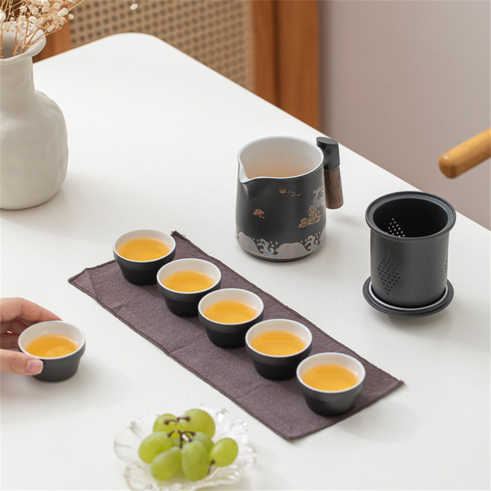 Lucky Elk Travel Tea Set