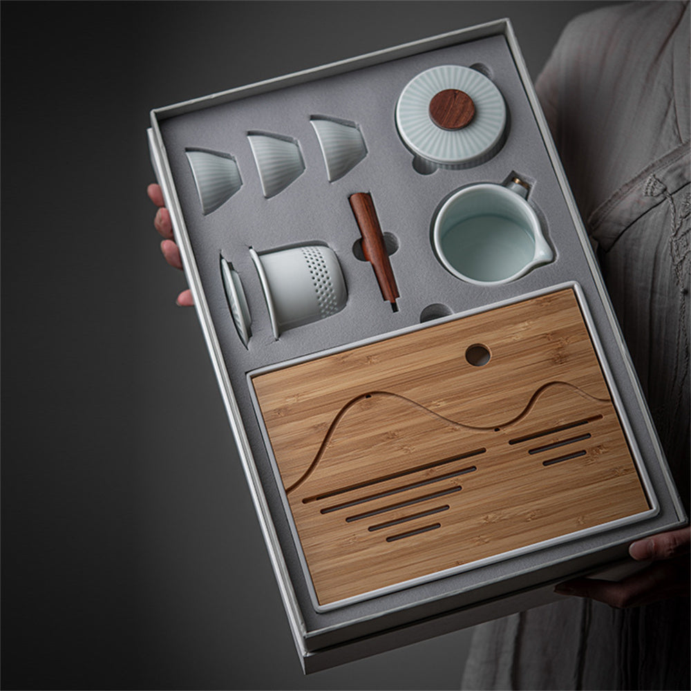 Walnut Side Handle Tea Set