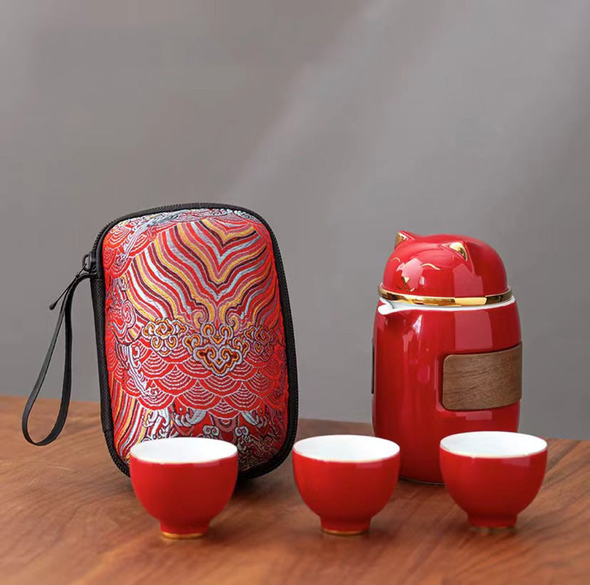 Lucky Cat Travel Tea Set