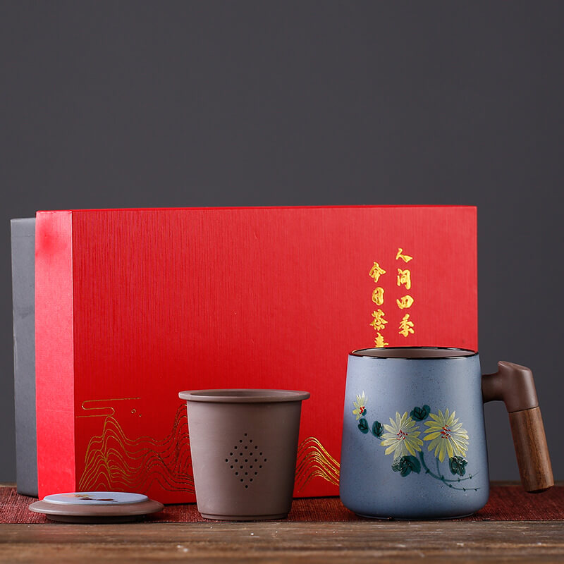 Yixing Purple Sand Hand Painted Design Office Cup Gift Box